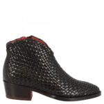 نیم بوت زنانه چرم بزرگ پا حصیری