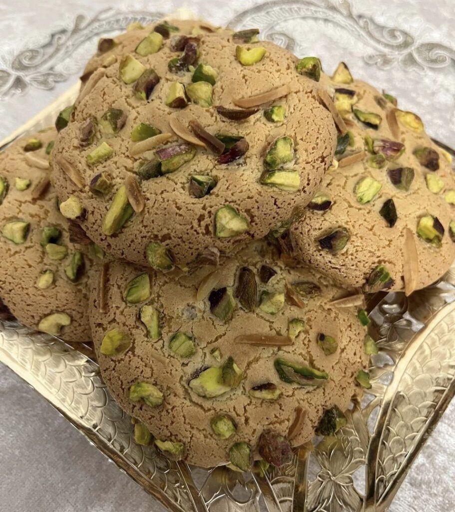 قرابیه بادامی مخصوص تبریز